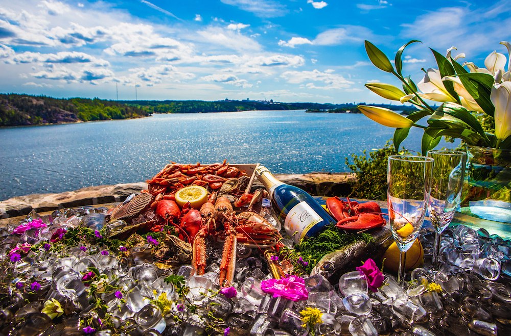 Skaldjur- och champagnemiddag på Högberga Gård